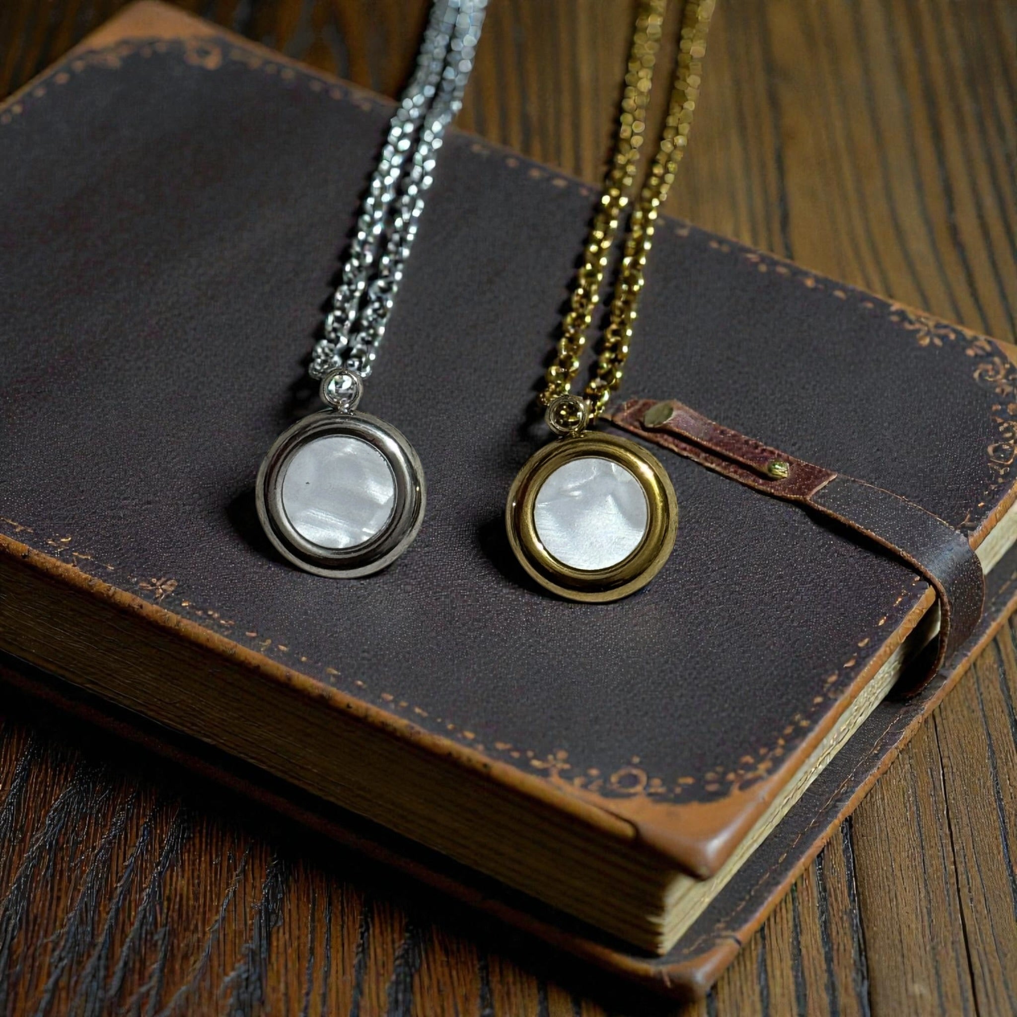(#34) - Pearlescent Round Charm