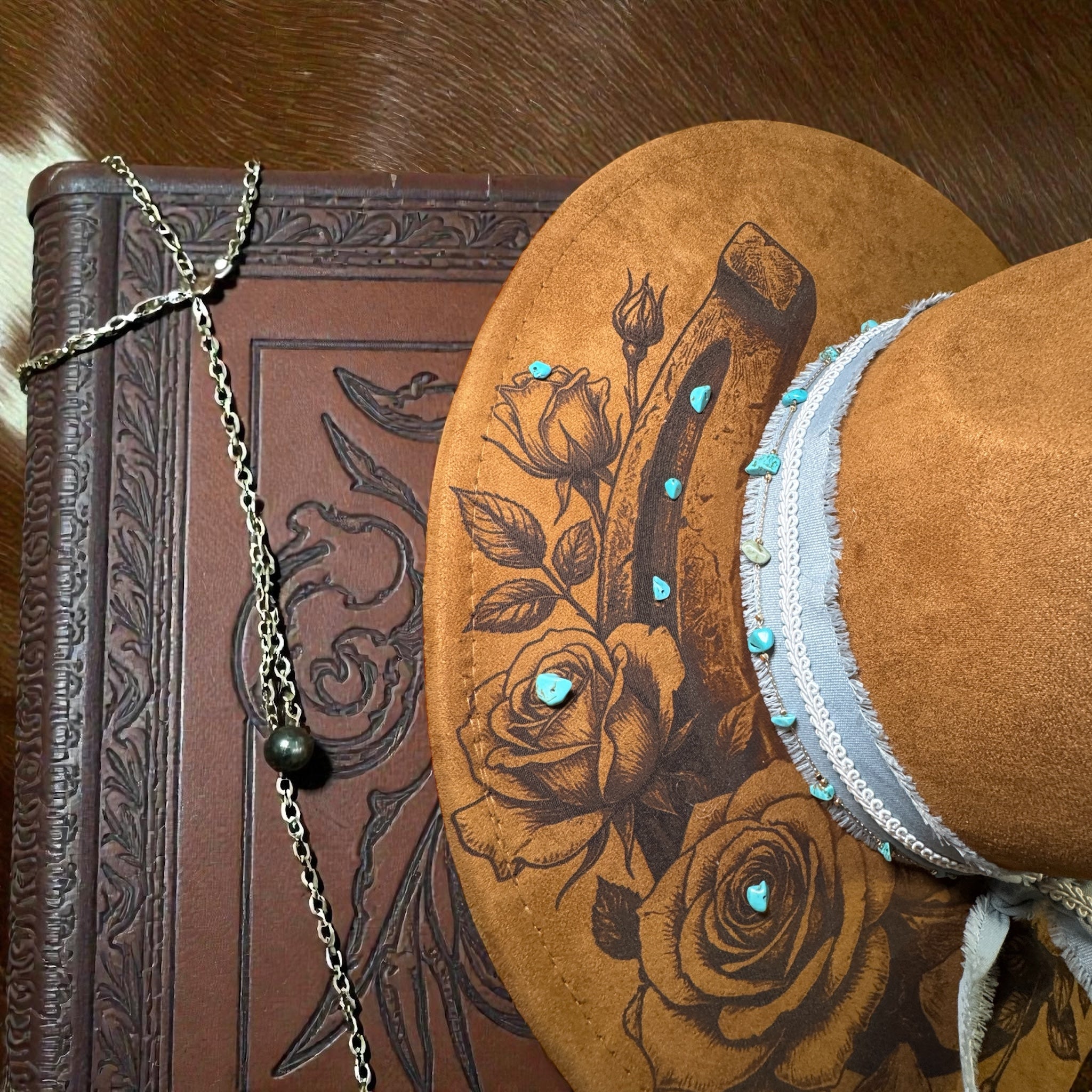 Laser Engraved Horseshoe and Roses Western Hat with Custom Hat Band