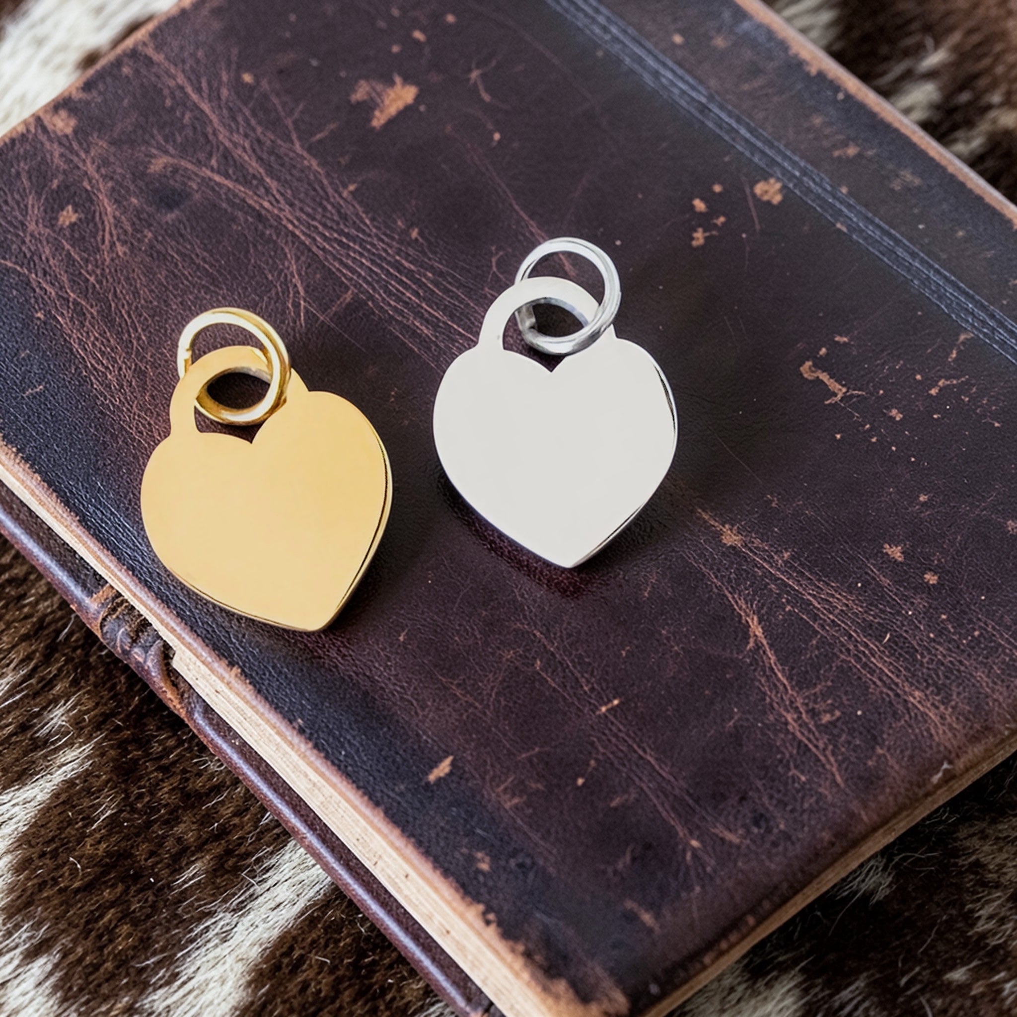 (#17) - Mini Heart Charm