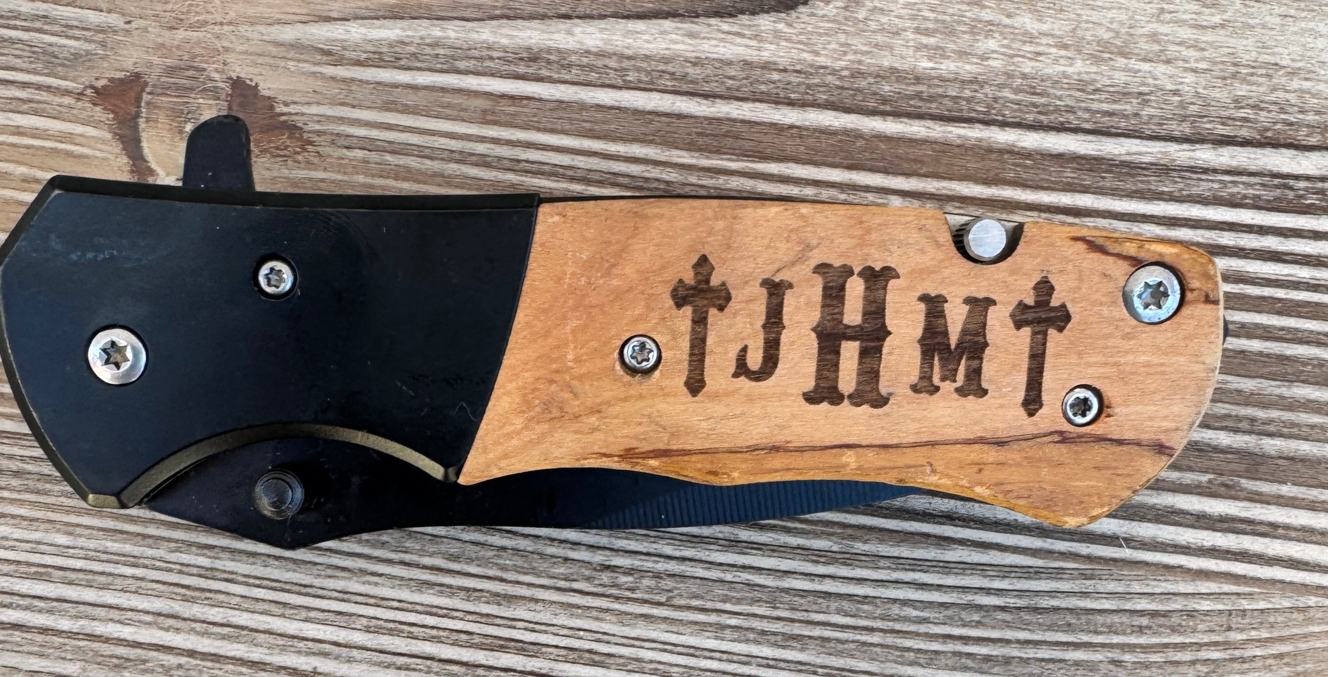Personalized Pocket Knife - Natural Color Wooden Handle