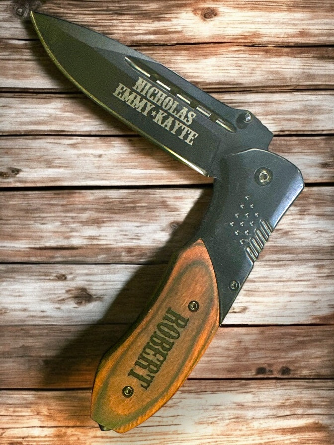 Personalized Pocket Knife - Natural Color Wooden Handle