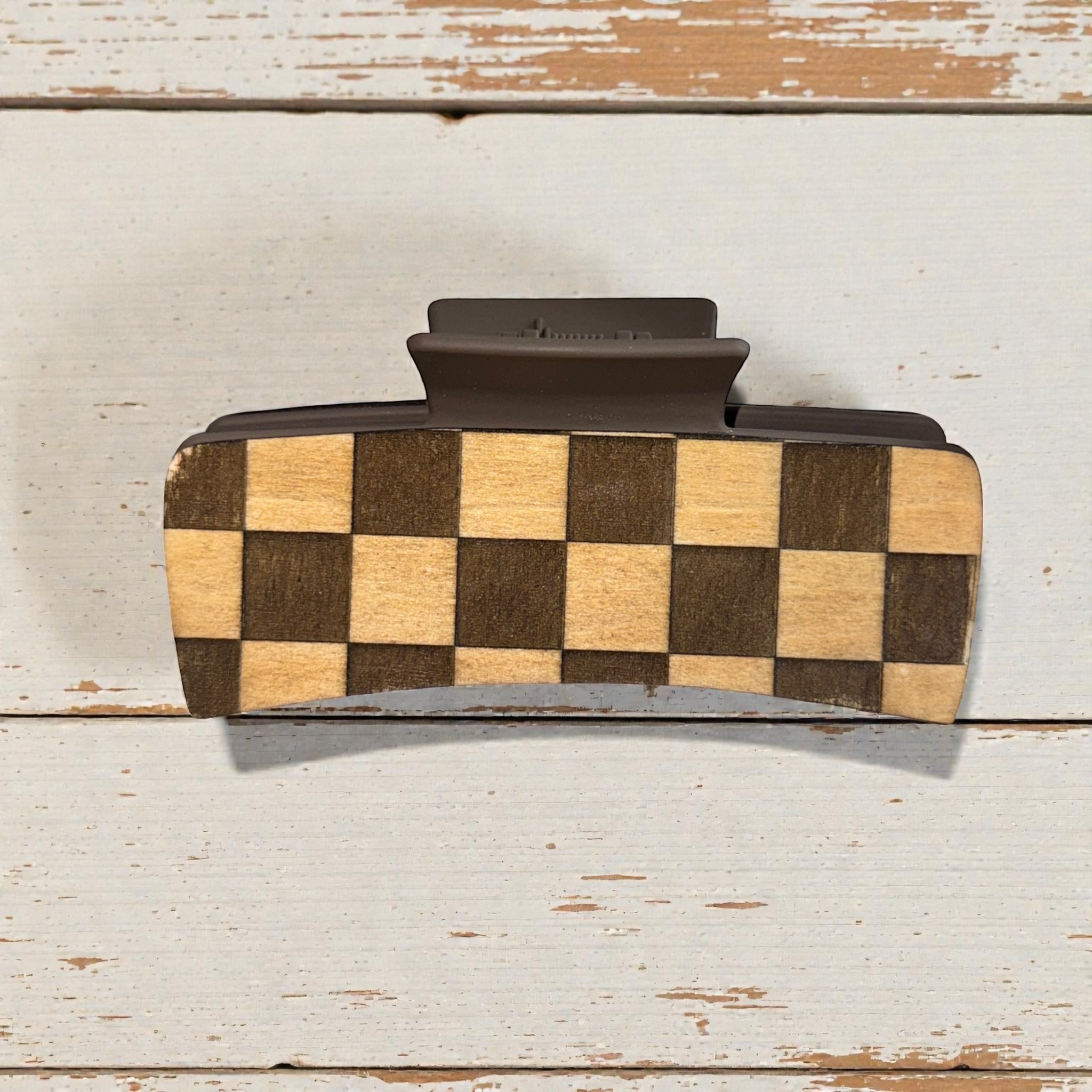 Tan Checkered Flag